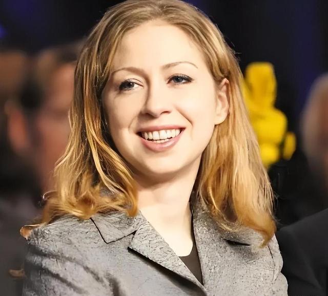 阿扎伦卡回归赛场，精彩发挥首场状态亮眼，切尔西观众沸腾！的简单介绍